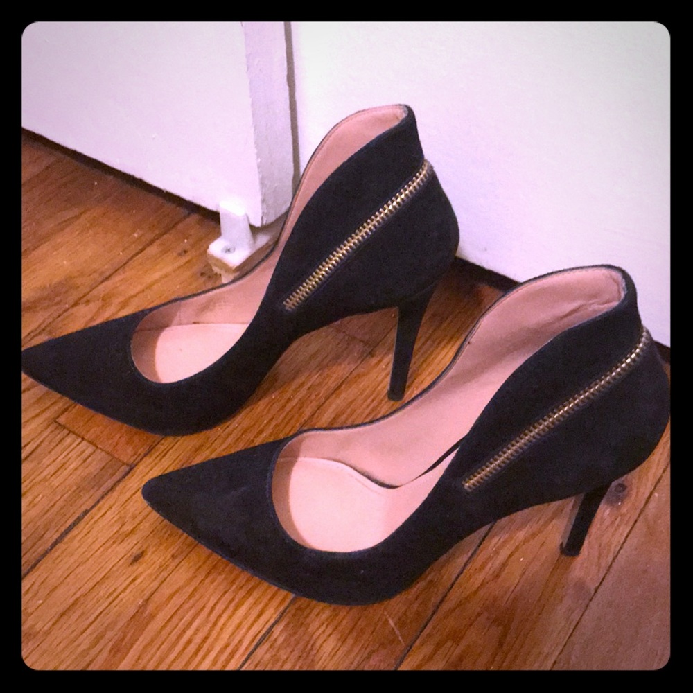 Black Suede Pumps